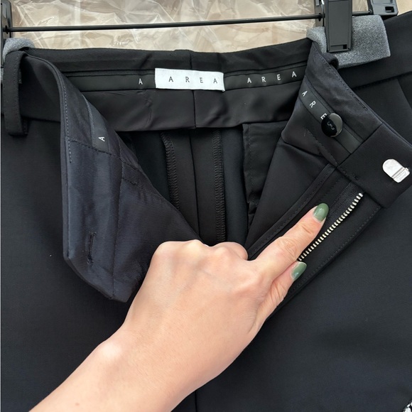 AREA Size 6 five pocket heart cutout short - Picture 8 of 12